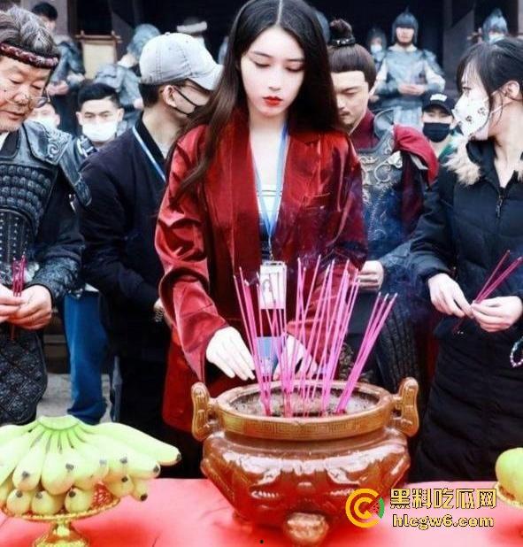 娱乐圈大瓜!陈情令主演【漆培鑫】与女制片人【张皓炘】多次发生关系聊天记录裸聊曝光,昔日情人反目成仇!-17