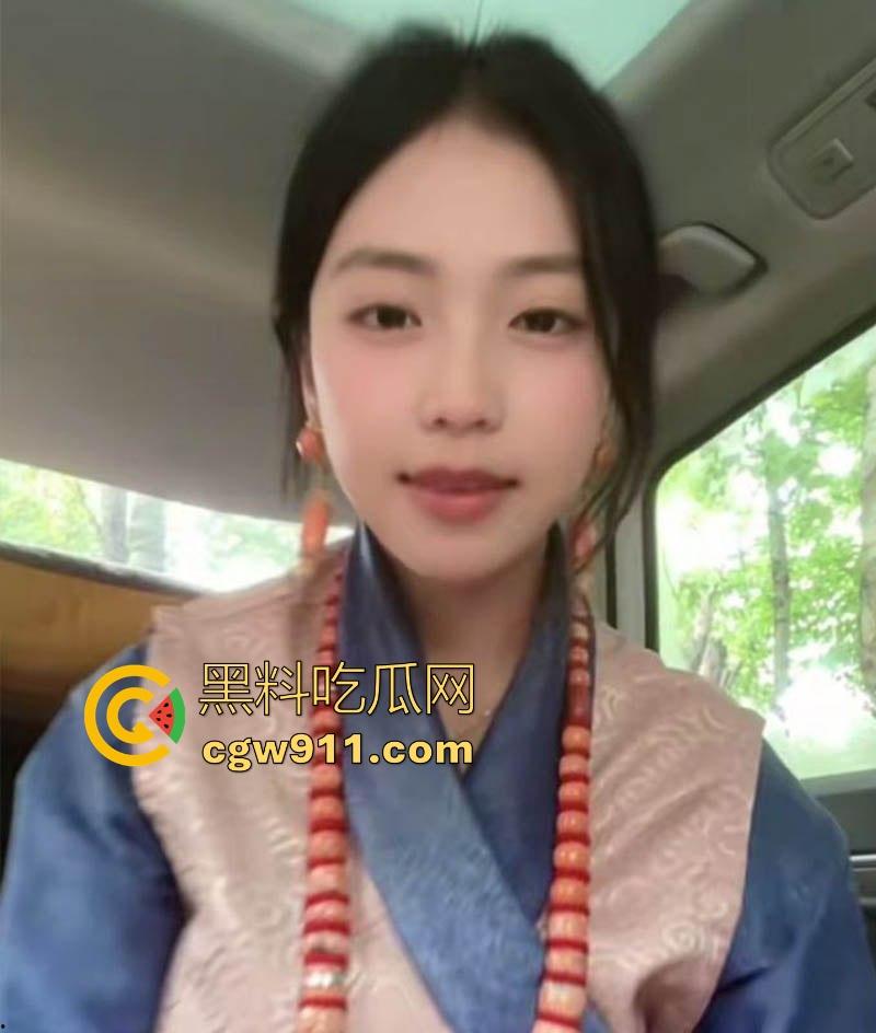 外表甜美内藏骚火，粉嫩三点，约炮高颜值清纯学妹【徐艺】全程露脸猛插，淫语连篇，简直骚到没边！