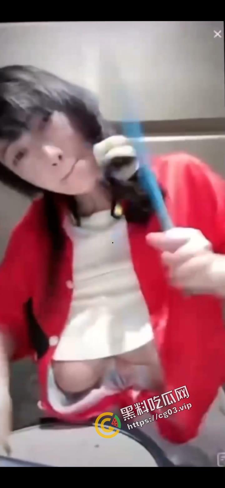 抖音 正能量【kj.hgiuyyb.nmk.g】会员直播展示敲鼓才艺 目测大木瓜起码5斤起步-7