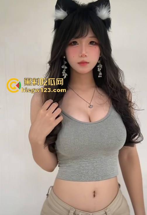 抖音巨乳反差网红【饭書書】网调自慰视频曝光 极品清纯大奶大秀身材 挑逗姿势性感撩人!-2