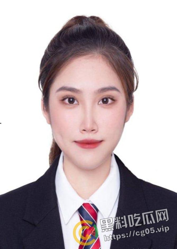 四川自贡大四学生【蒋雯雯】 人前女神学霸 人后骚浪母狗 被主人爆操视频流出