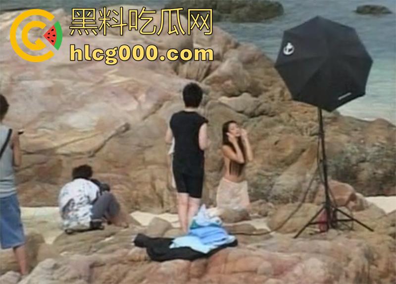 曾经校园女神【钟丽缇】,竟主动下海拍摄全裸写真,细腰肥臀奶大饱满,拍摄花絮珍惜资源流出!-12