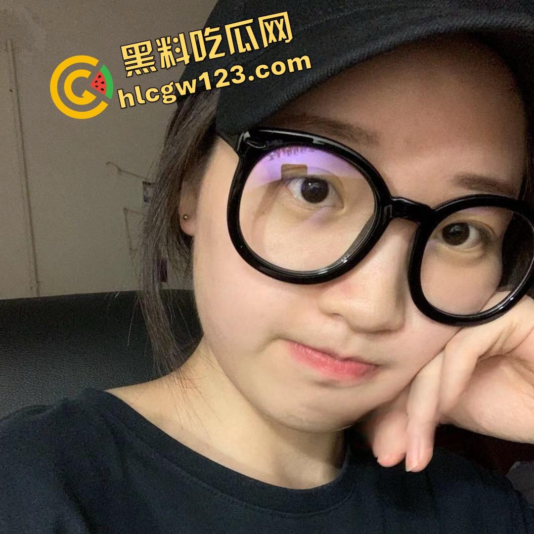 四川雅安农业大学【周雅晴】喜欢健身的母狗 被疯狂打桩 巨乳肥臀大长腿 掰穴撅臀嫩鲍诱人!-1