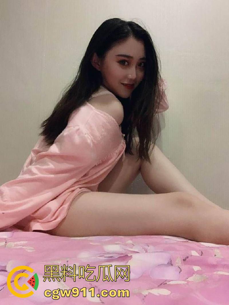 辽宁锦州平面模特【王馨迪】，身材超赞的极品美女，车震口爆内射菊花和3p都玩过，真是反差到极致了！-2