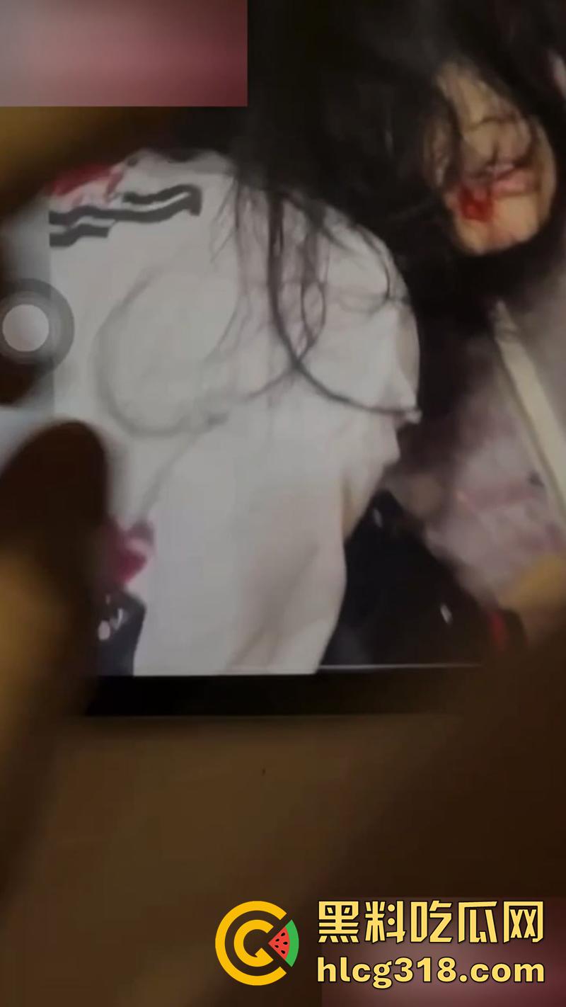 因爱生恨怒捅女友20多刀，四川广元职高小伙唐强，因女友出轨化身刀仔，手机录下女友倒在血泊中！-11