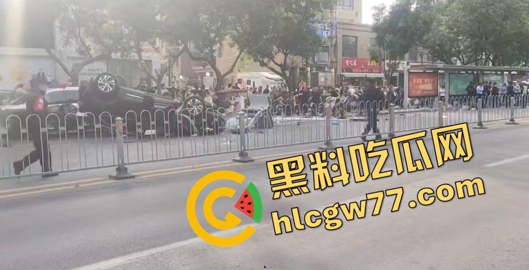 山东滕州醉驾狂魔婚礼后撞爆公交站，7死1伤，公安局忙封嘴删视频！观众说给钱！-4