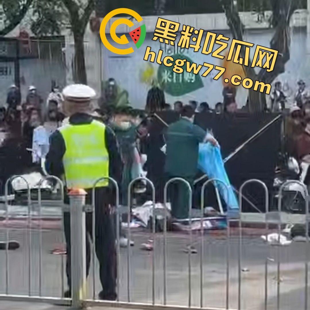 山东滕州醉驾狂魔婚礼后撞爆公交站，7死1伤，公安局忙封嘴删视频！观众说给钱！-8