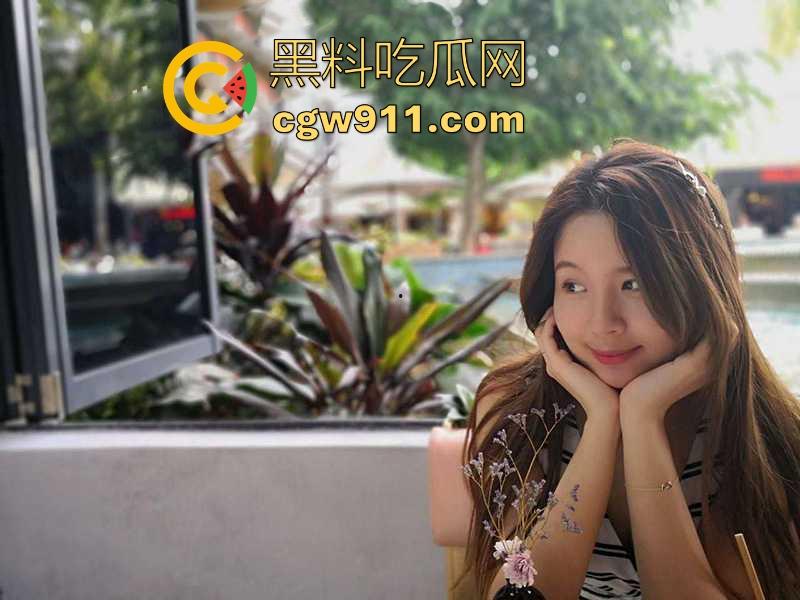 华南师范学院大四学姐【李珊珊】性爱视频曝光,极品女大沦为反差小母狗,嫩逼惨遭爆操开发,甘愿成为圈养性奴!-2