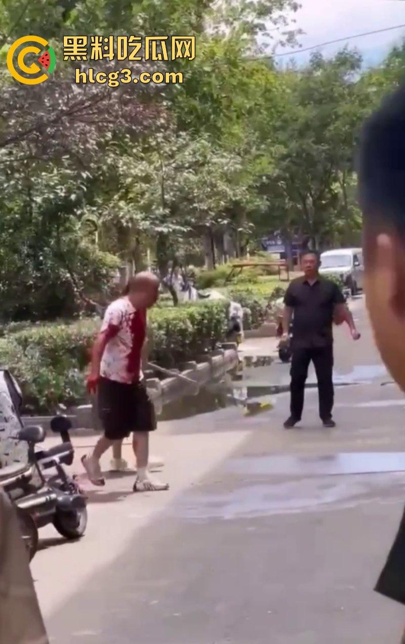 女人惹的祸!河南永城一光头男子被黑衣男子持刀刺伤致死-7