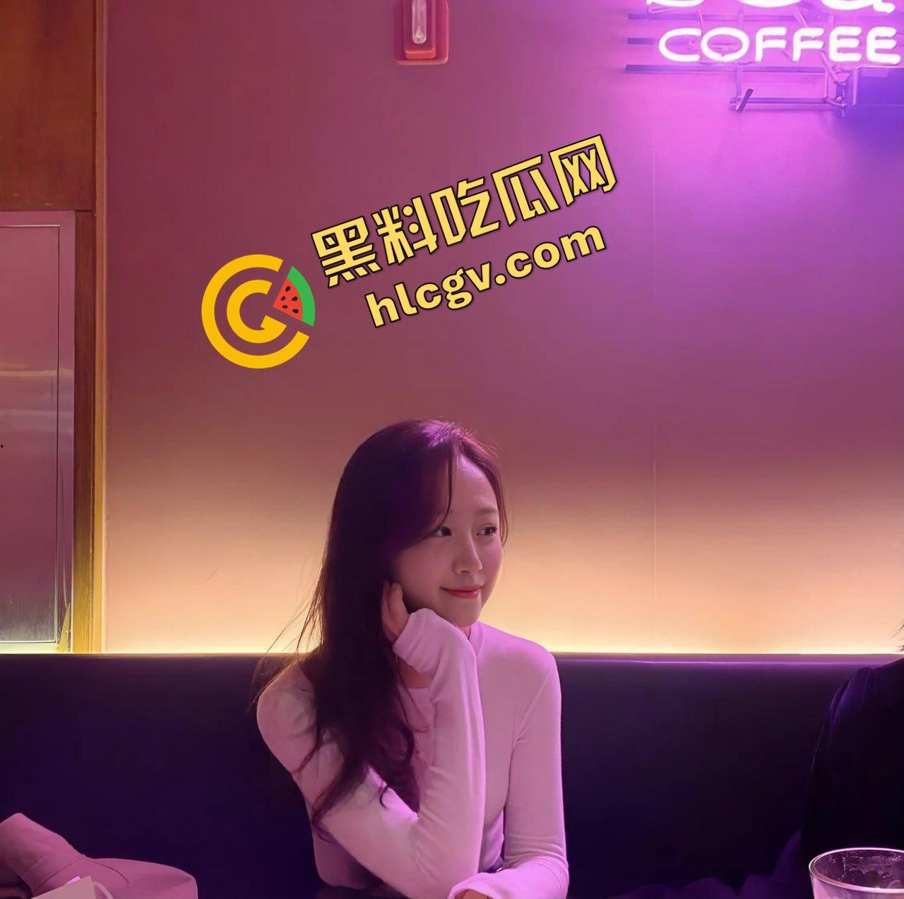 浙江杭州反差母狗『陈洁』酒吧结交社会男友 刚认识就到家里做爱 淫荡至极!独家曝光!-3