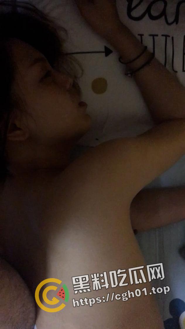 江西极品少妇!风韵十足瑜伽教练被富二代学院后入 御姐味十足 玉足长腿杀人利器-9