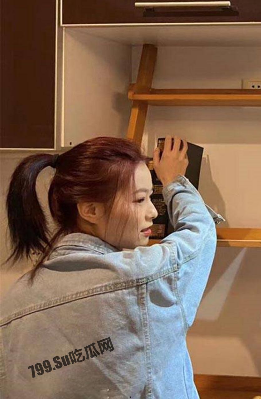 云盘泄密 大连海事大学 大二学妹张帆 与男友性爱视频泄漏 是个爱吃鸡巴的好女孩-3