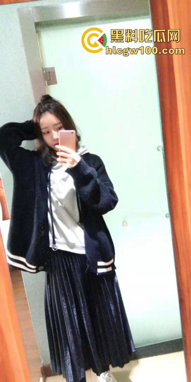 湖南淫荡母狗【叶舒】调教视频外泄,骚母狗不喜欢穿内裤,随时随地都能操真爽!-3