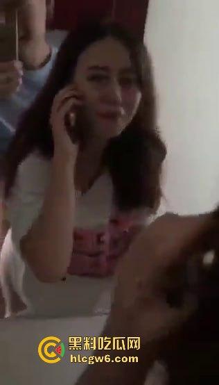 极致反差女!跟男友性爱时故意打电话 挑逗男友,全程不敢乱说话 满脸享受。-7