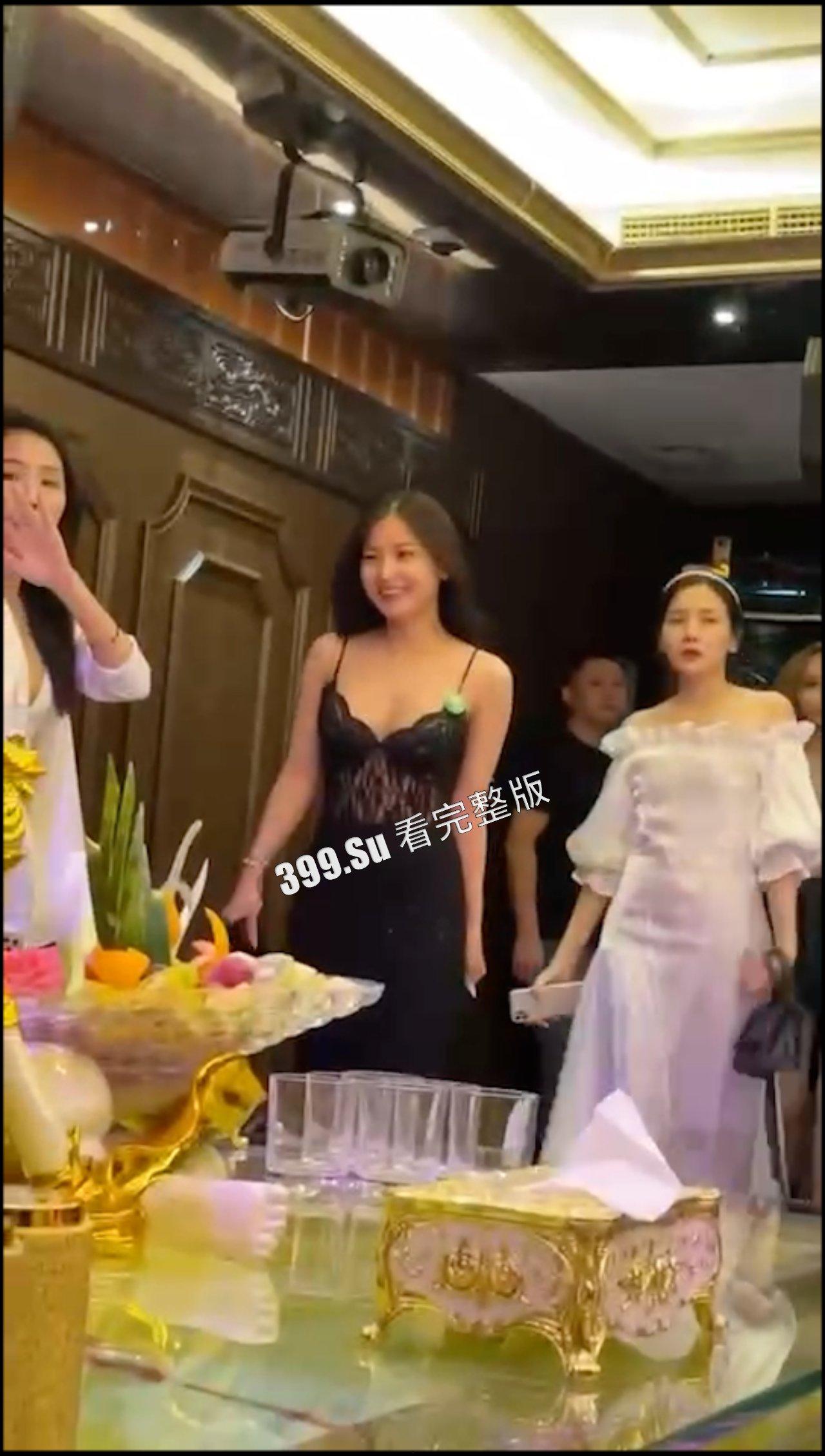 爱情讲究一个圆分 非诚勿扰海选现场 （二）