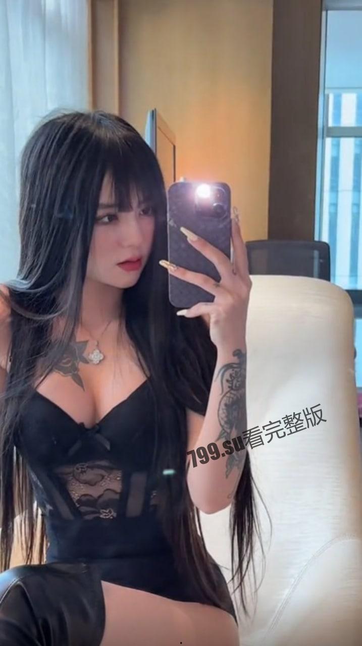 90 万粉丝抖音主播 胖乐(白色战靴)事件-7