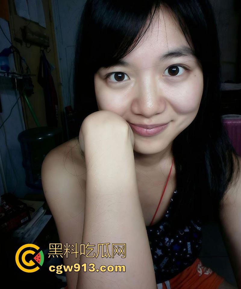 湖南文理学院【林琳】文史新闻专业清纯乖乖女,丝袜真空勾引体育男友做爱,猛烈打桩帮她止痒!-6