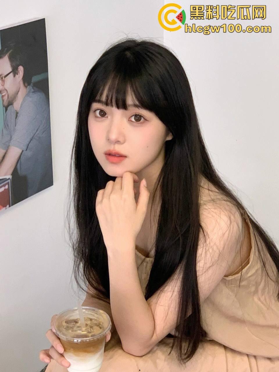 佛山摄影师无缝撩妹骚套路,模特来看猫变吃鸡,凭一只大鸡精准投喂直接搞到床上,兄弟们学废了吗?-12