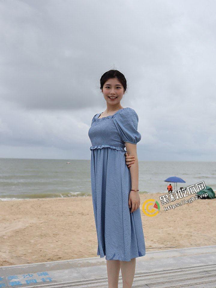 渣男曝光 反差极品女友 秦嘉倪 肥臀美鲍白虎 连体黑丝被男友抱腿猛操 长枪直入 眼镜母狗淫叫不断 这大肉屁股后入的视觉冲击-2