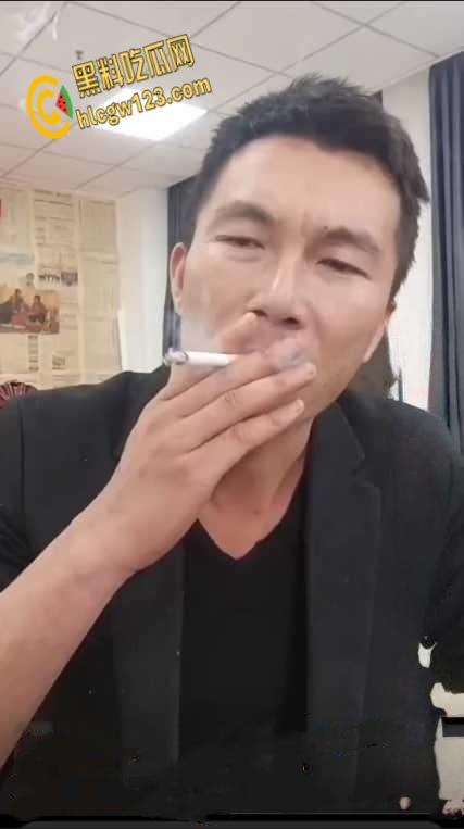 抖音狠人博流量 , 鞭炮嘴炸出血,脑残操作震惊全网 !-1