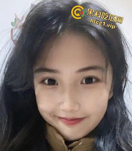 瓜友投稿!约炮深圳实验中学极品嫩妹!蓝白校服清纯白袜各种无套抽插身材绝美!-4