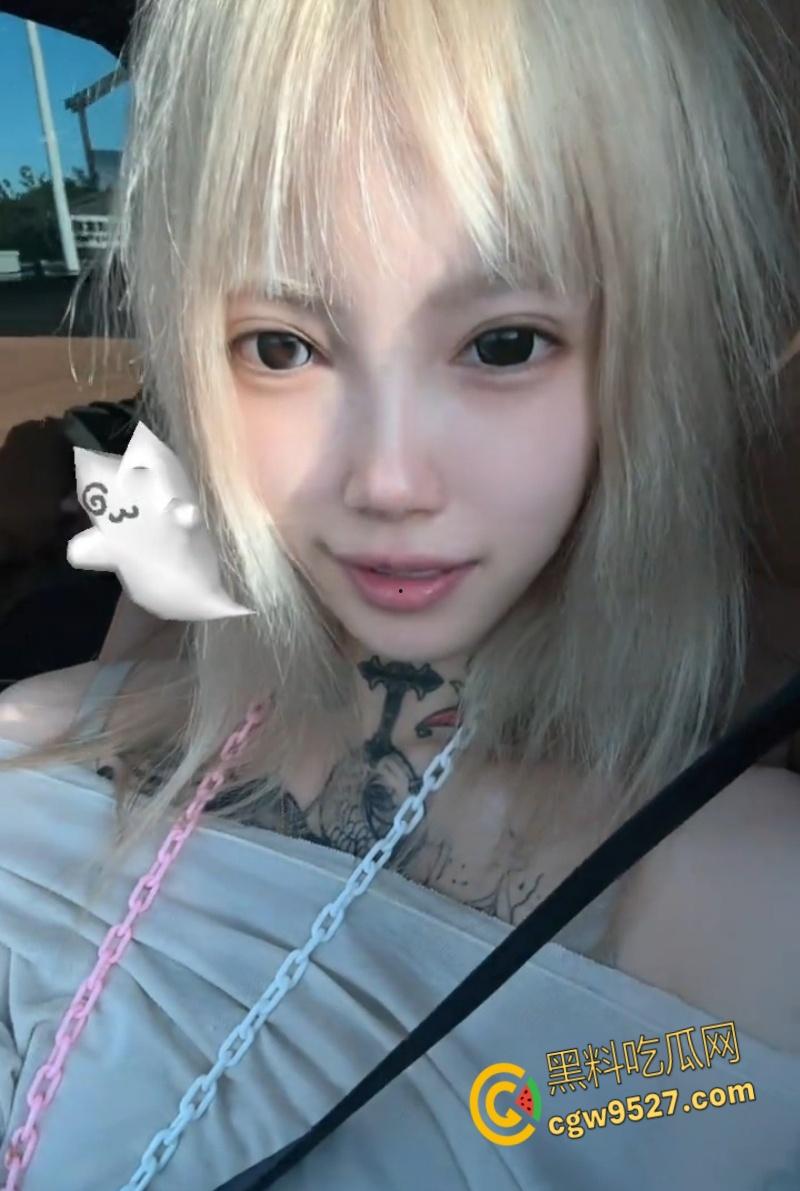 抖音网红精神小妹【无能巨婴】,线下约炮视频泄露,满背纹身滴蜡调教,楼梯站立后入猛操,真是骚到没边 !-2