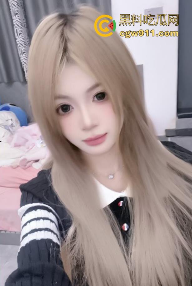 高颜值纹身母狗,制服吊带极品身材,镜前口交女上骑乘,淫水狂飙,无套猛操射胸上,爽得一批!-2