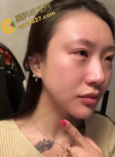 俄罗斯网红夫妻“毛子一家”被曝长期被家暴，老婆必须像狗一样听话，俄罗斯的女人就这么卑微吗？-10