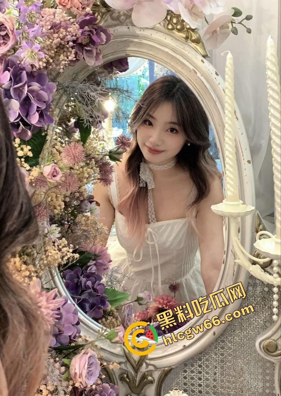 湖南大学清纯女【王丽】被操成狗,男友暴力口交多姿势爆操,小穴夹得死死,贱叫声听了就想操!-1