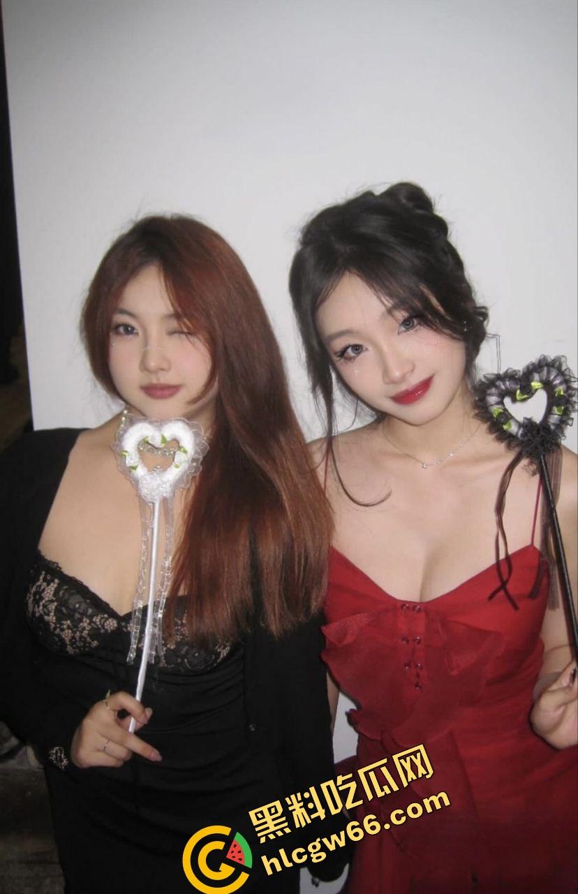 湖南大学清纯女【王丽】被操成狗,男友暴力口交多姿势爆操,小穴夹得死死,贱叫声听了就想操!-8