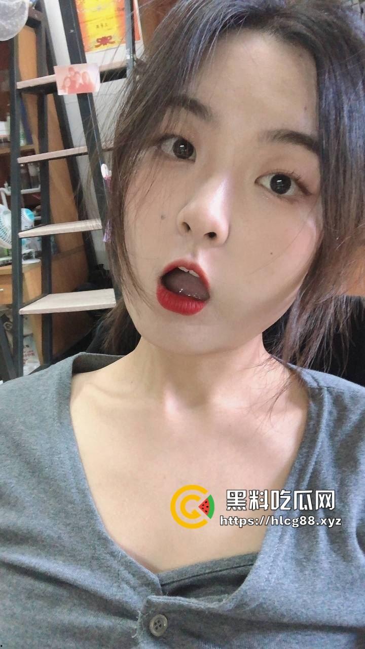 西南民族学院大二微胖妹【汪云】开学就成学长母狗,口交后入伺候得飞起,结果只是学长的玩物!-1