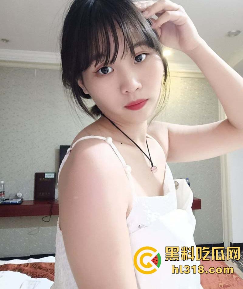 长春医科大学【李燃】网调私拍曝光,清纯反差母狗,浴室自慰激烈揉搓阴蒂,骚穴娇嫩全程火辣高能!-3