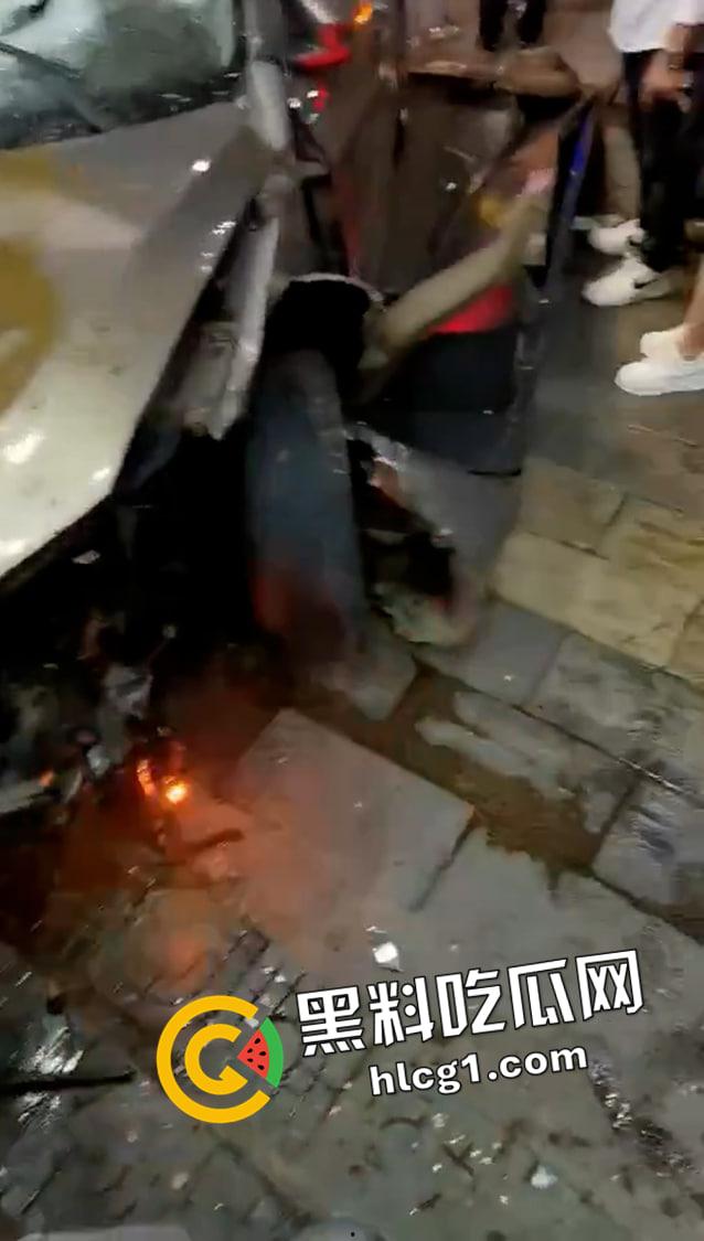 江西抚顺土地管理局局长【李小波】开车撞死孕妇 现场绝密视频流出-5