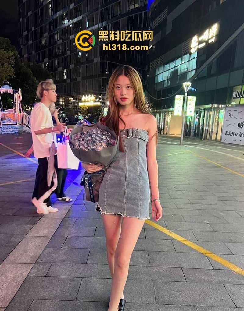 广东财经大学气质女神被男友花式开发小骚穴 ,露脸口交无套内射玩法超淫,不雅视频曝光流出!-1