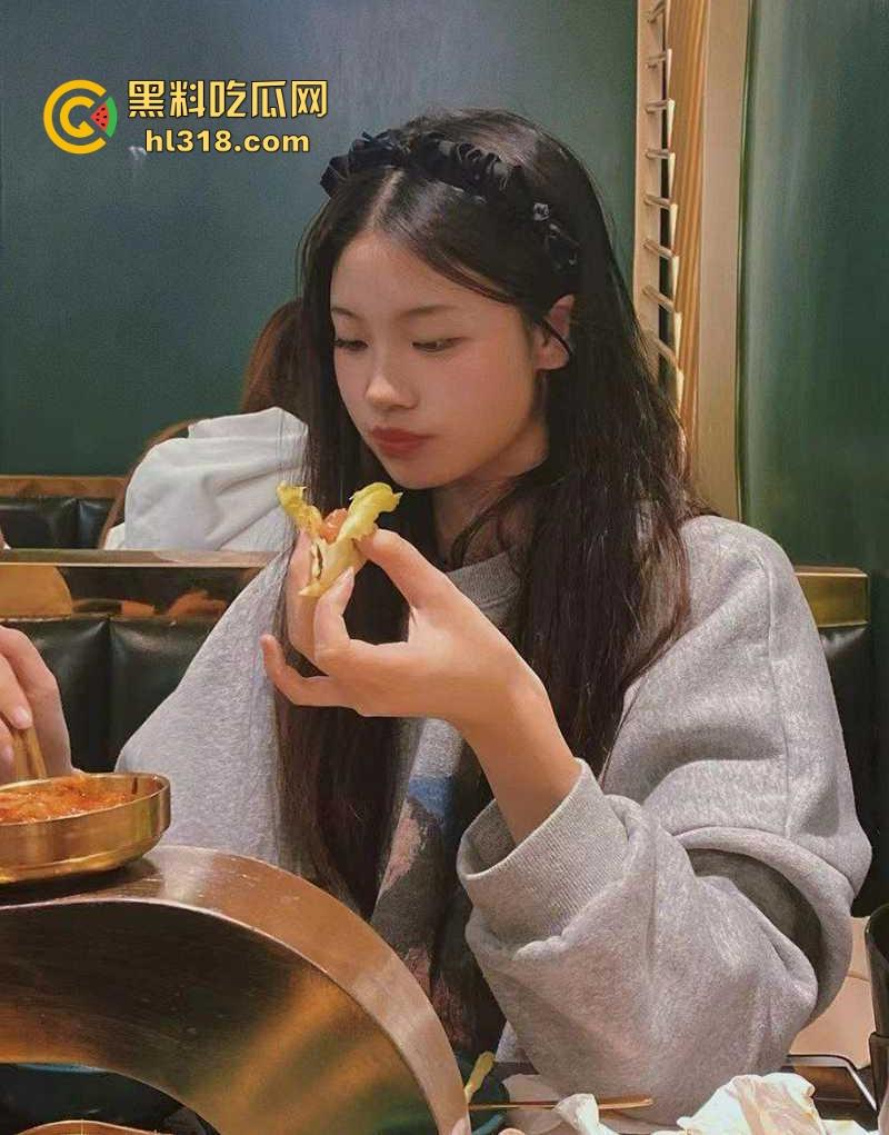 广东财经大学气质女神被男友花式开发小骚穴 ,露脸口交无套内射玩法超淫,不雅视频曝光流出!-3