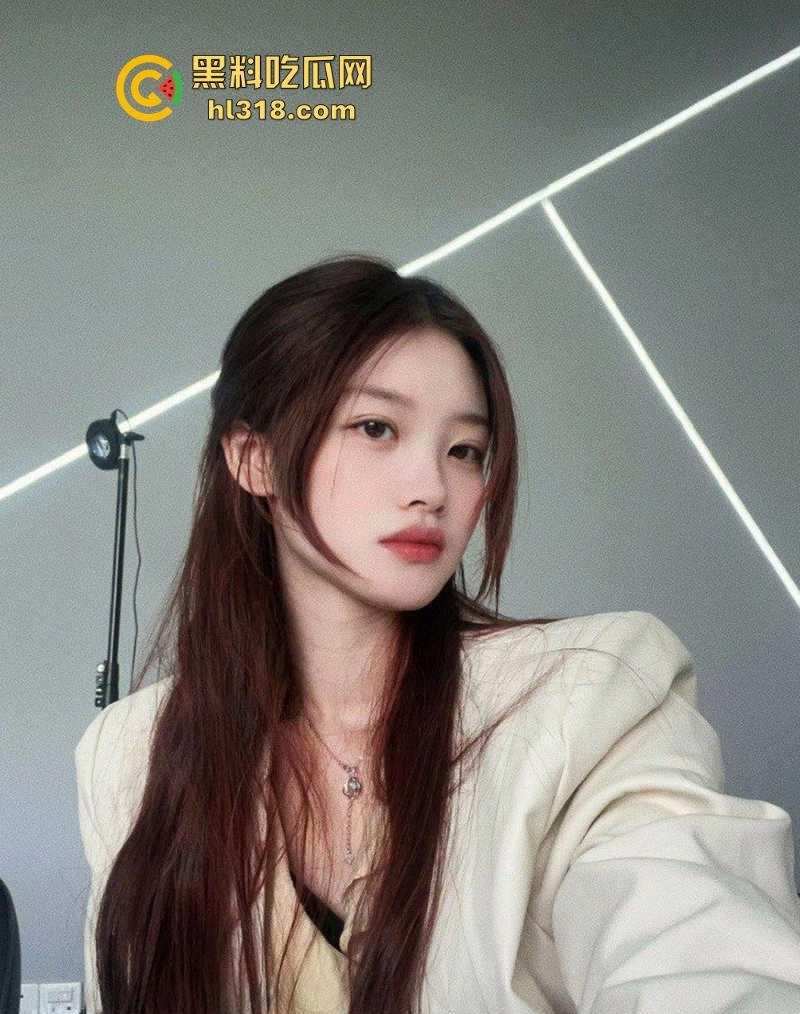 广东财经大学气质女神被男友花式开发小骚穴 ,露脸口交无套内射玩法超淫,不雅视频曝光流出!-5