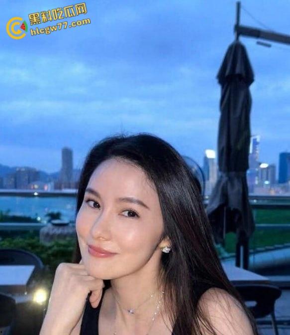 赢在起跑线中美混血抖音异域网红Ning,一下海就大受好评, 资源被高价疯抢 !-2