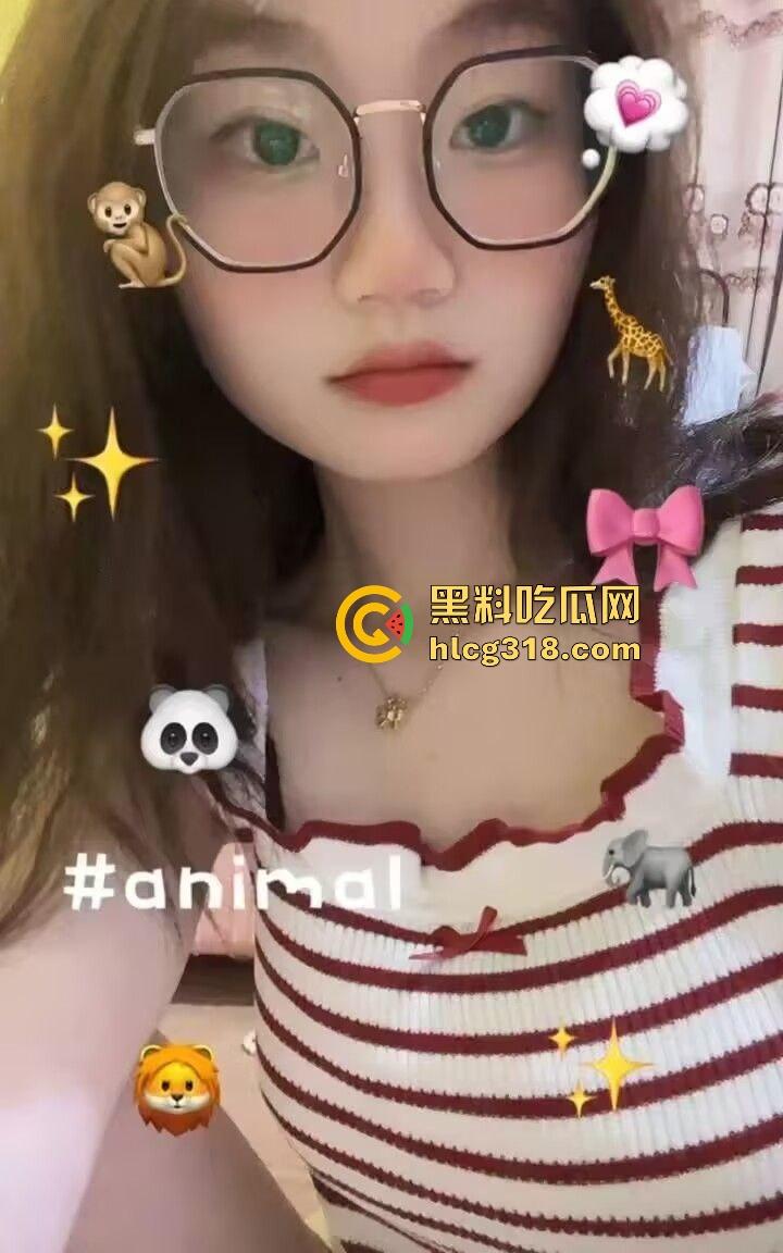 高考过后的激情释放!极品眼镜妹露脸性爱,还没放进去小穴已经湿透了,究极反差淫荡!-2