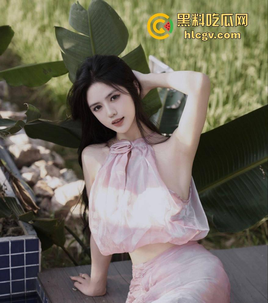 高颜值骚母狗【GirrlzzZ3】金主曝光调教视频,网友质疑照片造假!-9