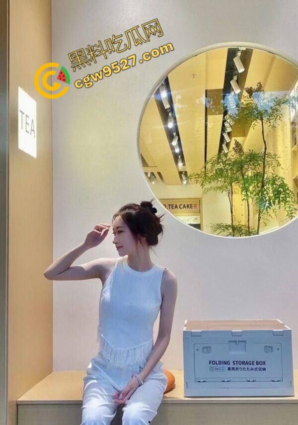 湖南人妻【王春艳】性瘾超强,刚出月子就偷情约炮,孩子一边吃奶,骚穴一边被操,真是淫荡至极-2