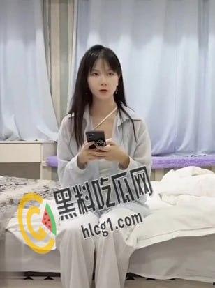抖音27W粉丝女网红 小刘同学zzz 被曝做外围 广州探花大神重金约操 甜美女神床上好骚浪-5