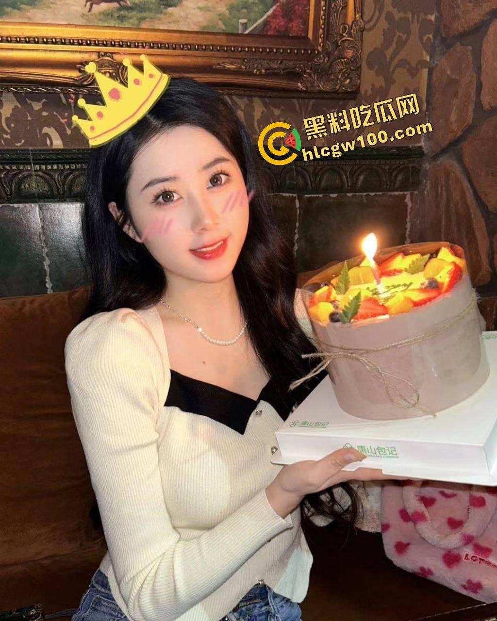 山西金融职业学院双马尾肉感母狗『曾灵嘉』给点好处就约炮而出 口交足交后操骚臀淫荡流出！独家曝光！-6