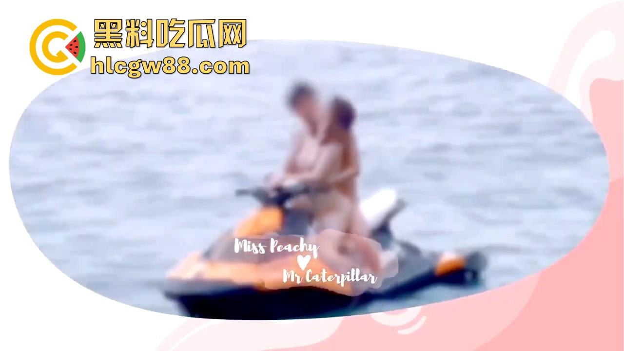 海南三亚海上摩托大野战，巨乳游艇宝贝上演真实戏码，又是羡慕大哥的一天！-6