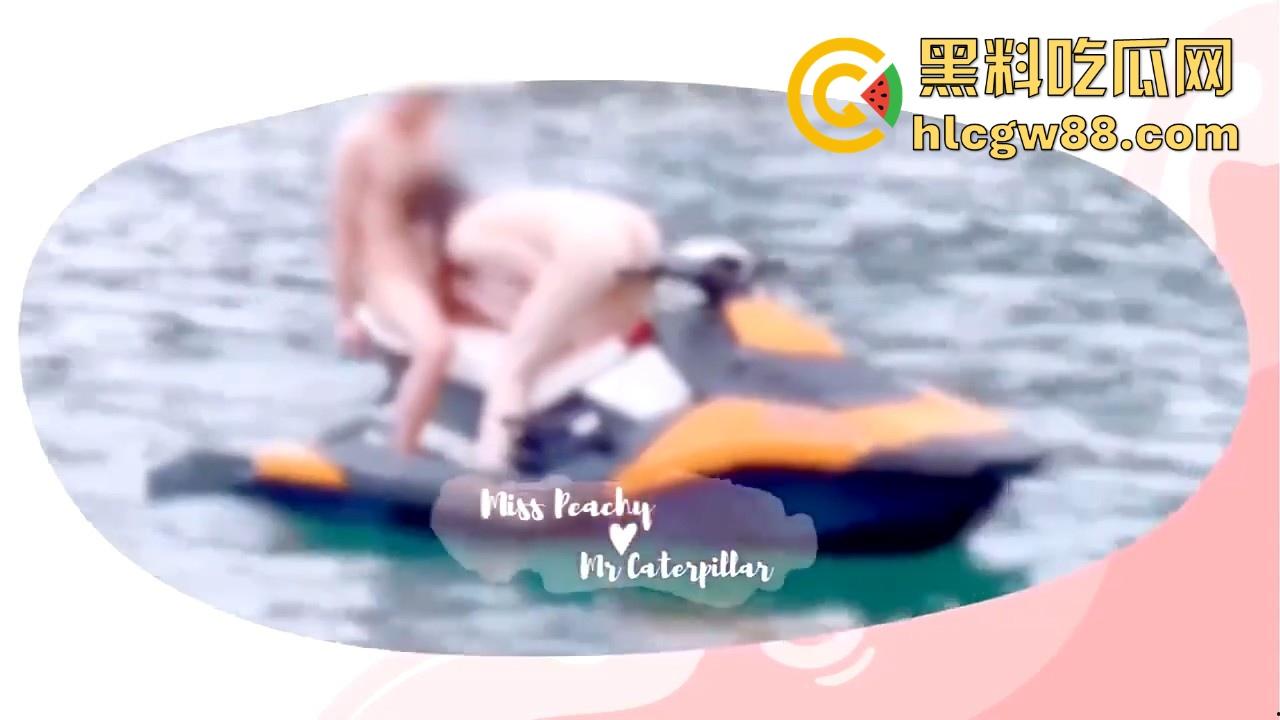 海南三亚海上摩托大野战，巨乳游艇宝贝上演真实戏码，又是羡慕大哥的一天！-10