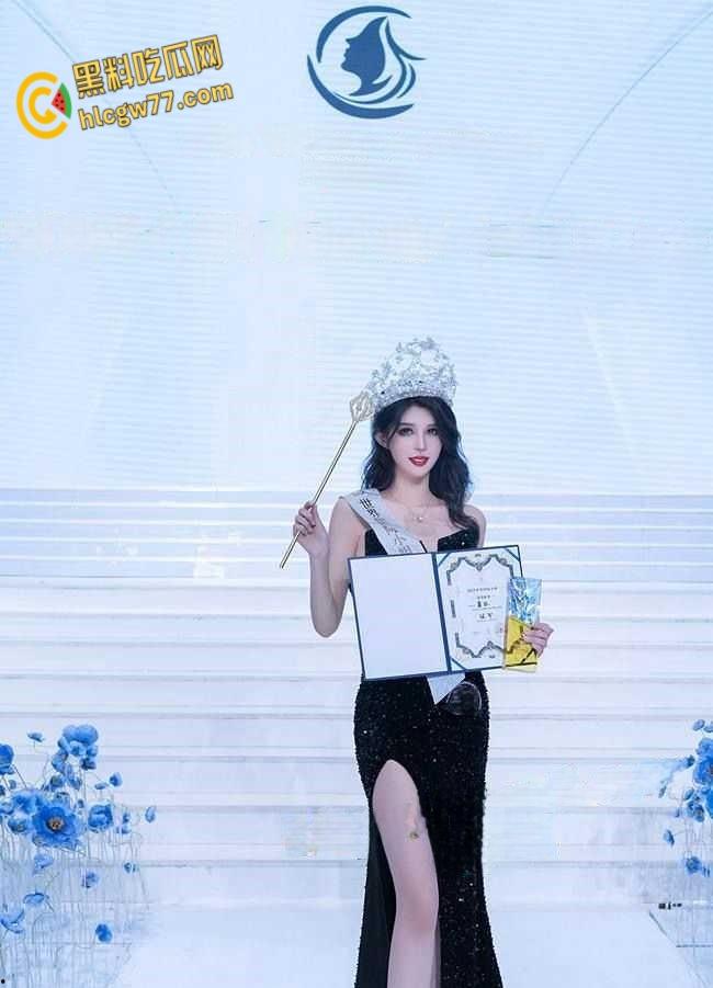 256万粉丝尤物抖音美腿女神【葛征Kiko】,微密圈福利解锁长腿销魂诱惑大合集!-2