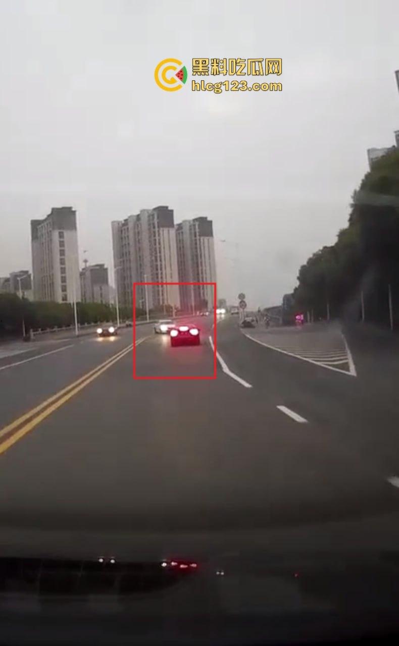 又是女司机!一死一伤 苏州两轿车发生碰撞后撞向一非机动车!惨不忍睹-9