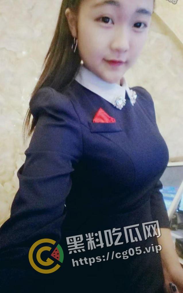 贵州惠水00后精神小妹【朱柳英】裸贷买苹果手机 被心机男重装电脑复制视频将其曝光 钢笔猛插小妹嫩逼-3