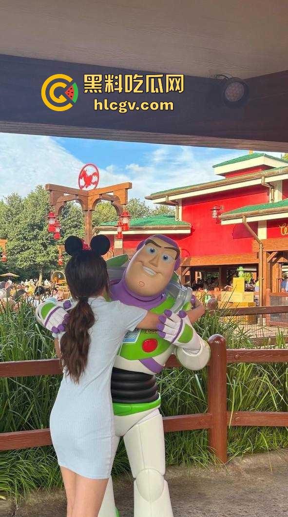 浙江财经大学清纯校花【李书妍】不雅视频外泄！分手渣男发泄心头恨，清纯女神变成床上的放荡婊！-2