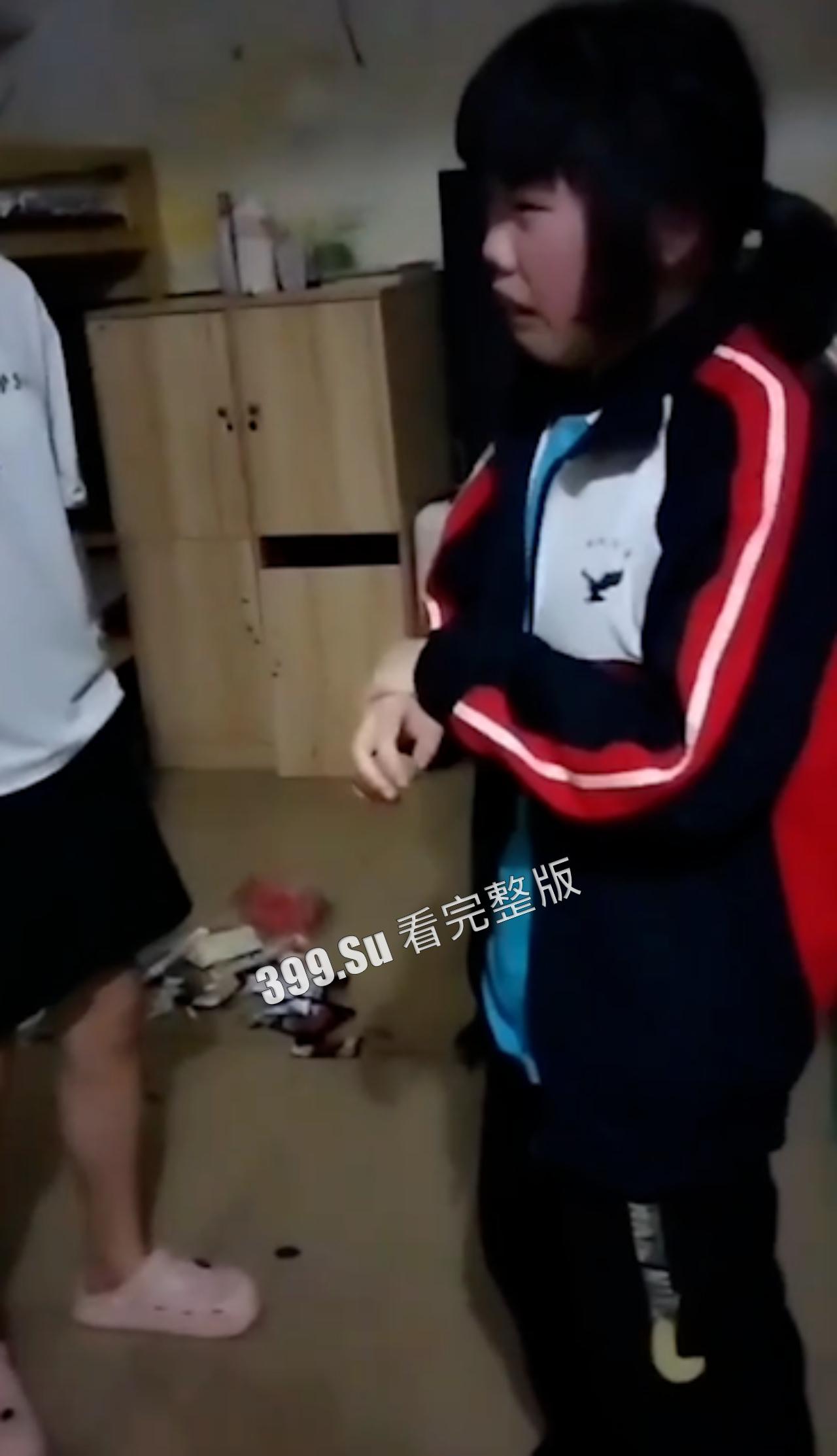 #霸凌合集 #校园 #殴打 #裸体 真的有天生坏种?人之初性本恶?(七)-3