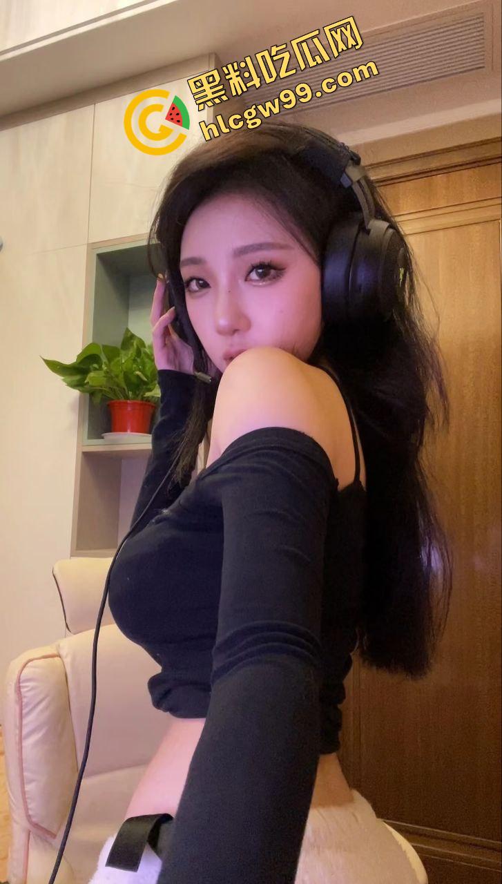 浙江杭州西湖御姐骚鸡【唐韵】极品大G奶诱惑私拍,女上骑乘大奶直晃悠!独家曝光流出!-3